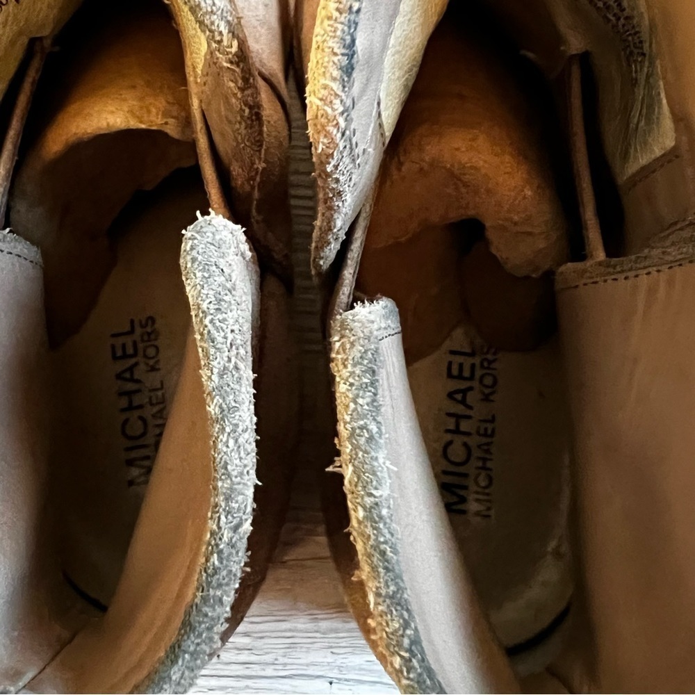 Michael Kors Salem suede buckled and elastic Bootie size 8 - Picture 11 of 12